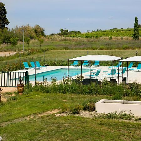 Отель Domaine Du Prieure D'Estagel Сен-Жиль-Круа-де-Ви Экстерьер фото