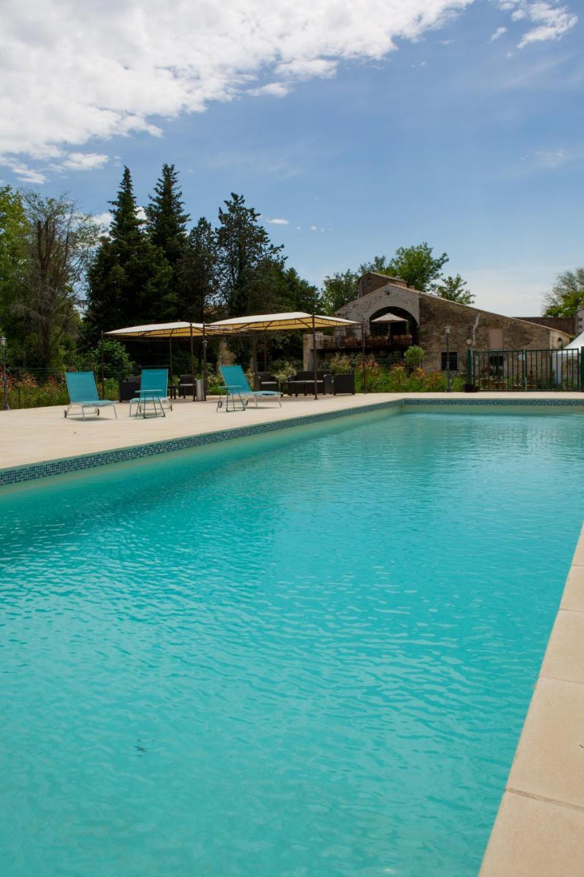Отель Domaine Du Prieure D'Estagel Сен-Жиль-Круа-де-Ви Экстерьер фото